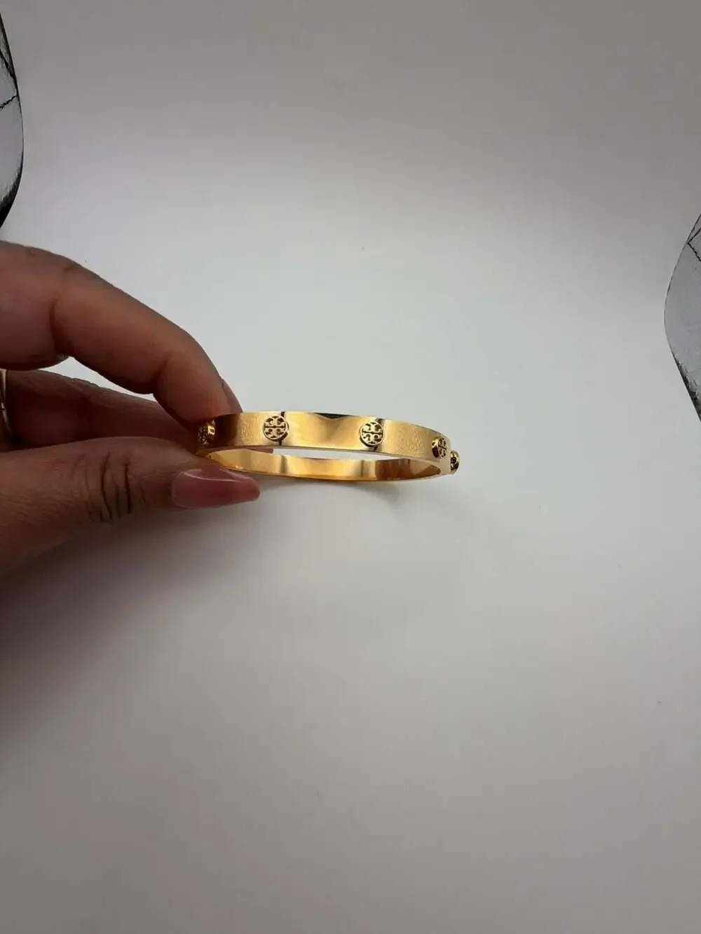 Tory Burch Miller Stud Hinge Bangle Bracelet in Gold